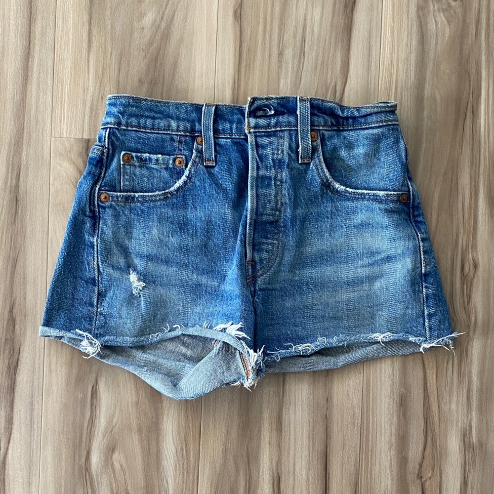 Levi's size 24 501 Denim Blue Shorts